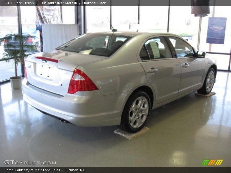 Brilliant Silver Metallic / Charcoal Black 2010 Ford Fusion SE