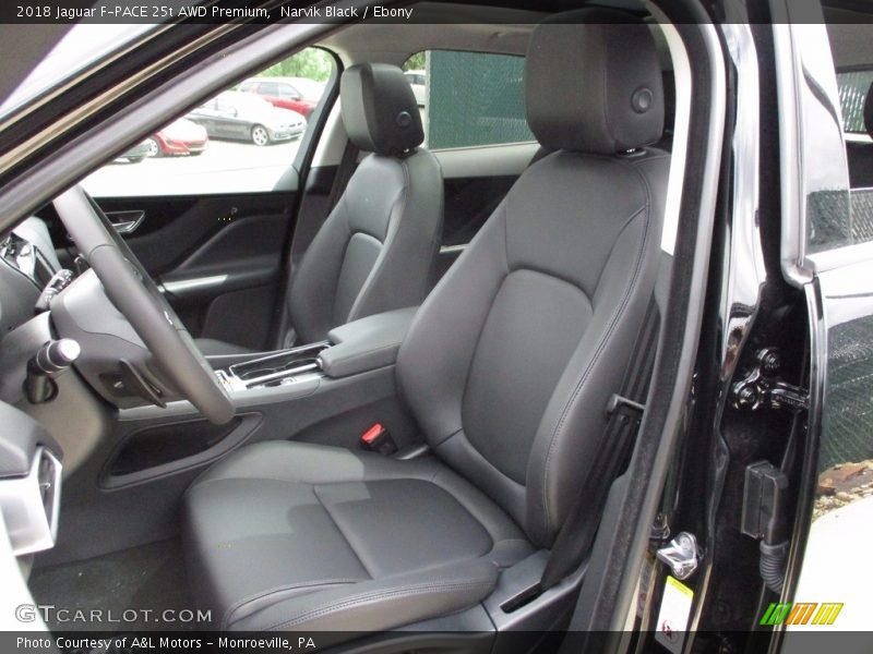 Narvik Black / Ebony 2018 Jaguar F-PACE 25t AWD Premium