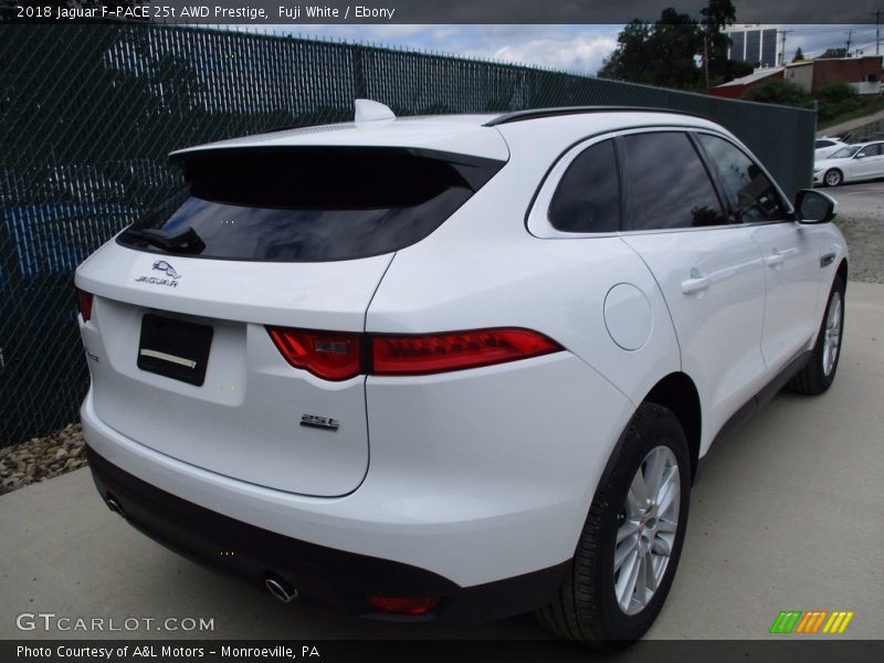 Fuji White / Ebony 2018 Jaguar F-PACE 25t AWD Prestige