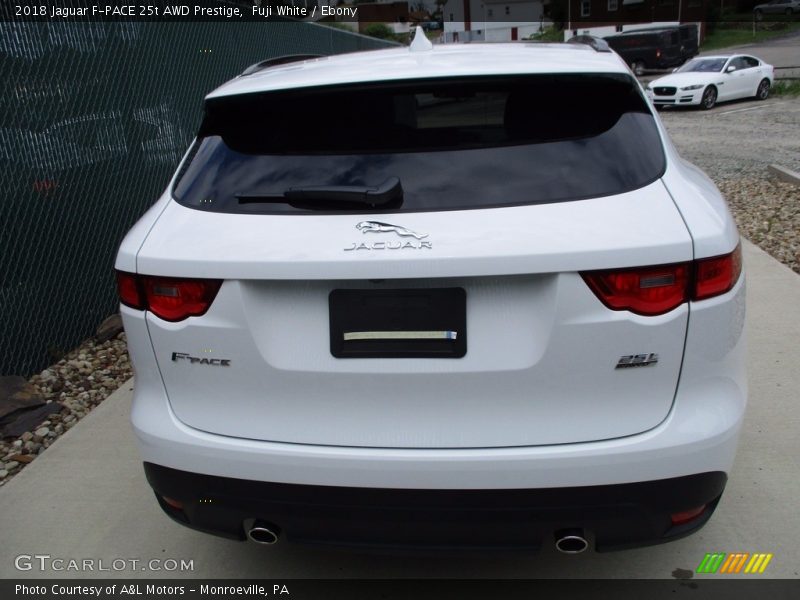 Fuji White / Ebony 2018 Jaguar F-PACE 25t AWD Prestige