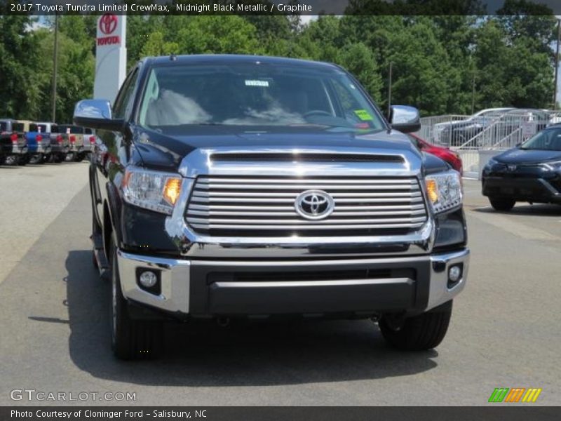 Midnight Black Metallic / Graphite 2017 Toyota Tundra Limited CrewMax