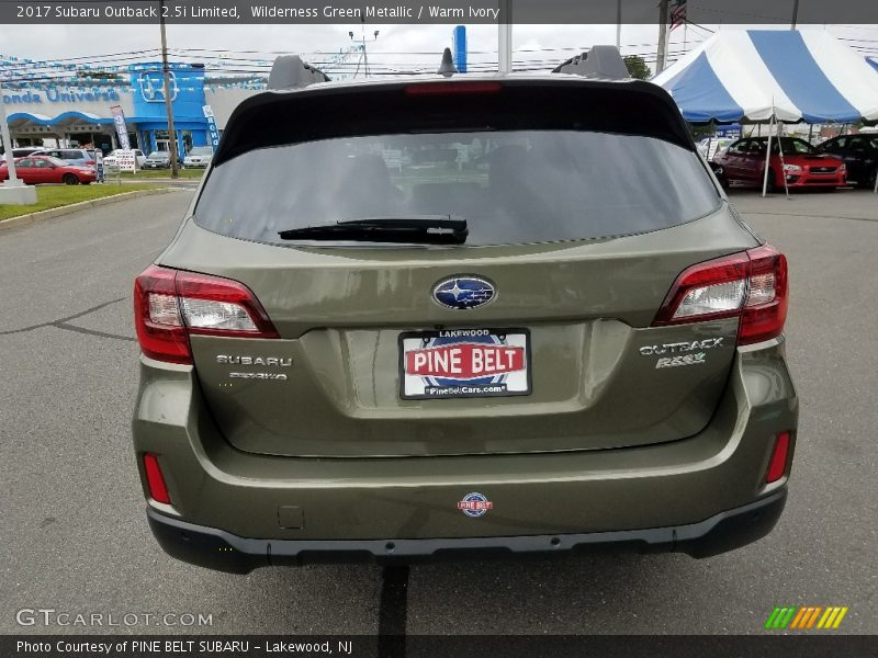 Wilderness Green Metallic / Warm Ivory 2017 Subaru Outback 2.5i Limited