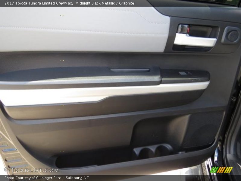 Midnight Black Metallic / Graphite 2017 Toyota Tundra Limited CrewMax