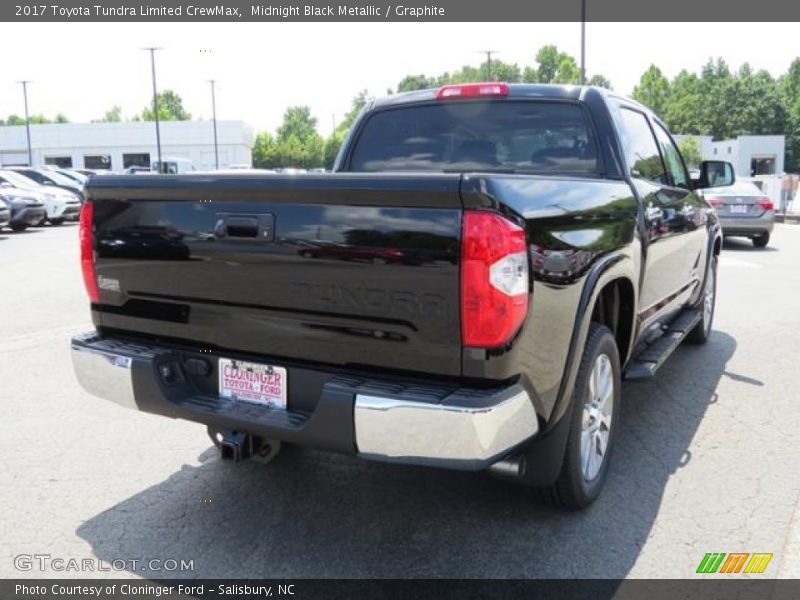 Midnight Black Metallic / Graphite 2017 Toyota Tundra Limited CrewMax