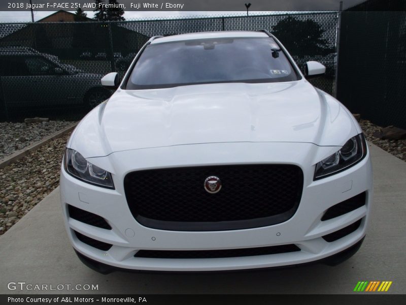 Fuji White / Ebony 2018 Jaguar F-PACE 25t AWD Premium