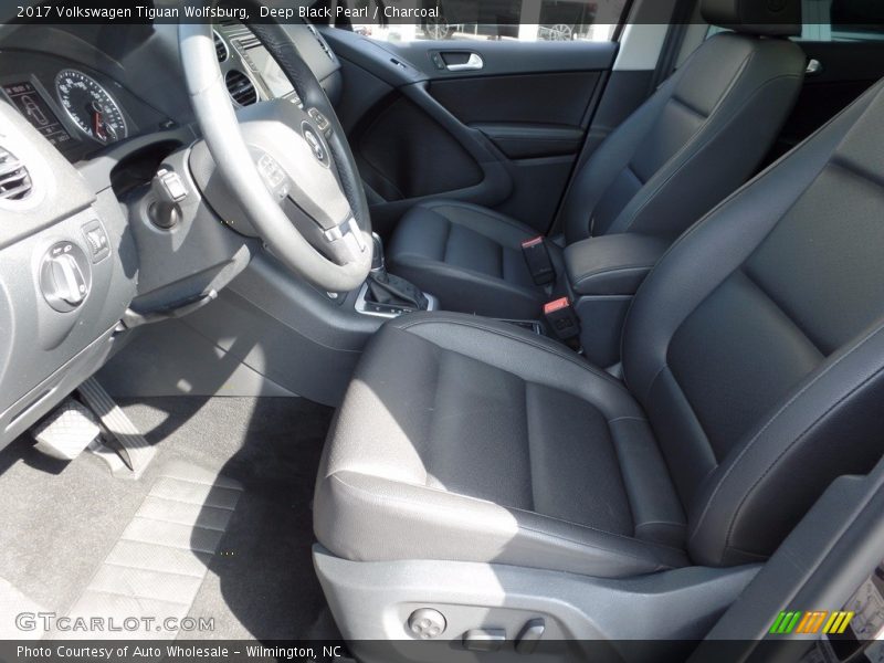 Deep Black Pearl / Charcoal 2017 Volkswagen Tiguan Wolfsburg