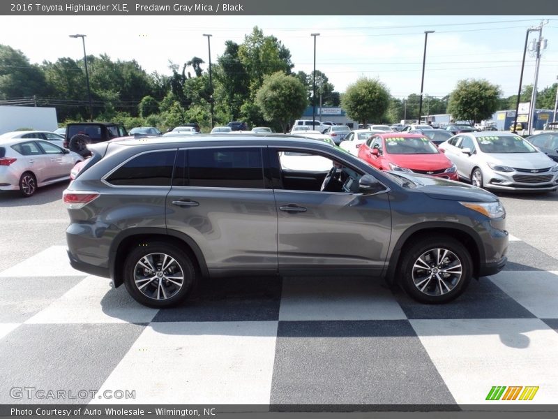 Predawn Gray Mica / Black 2016 Toyota Highlander XLE