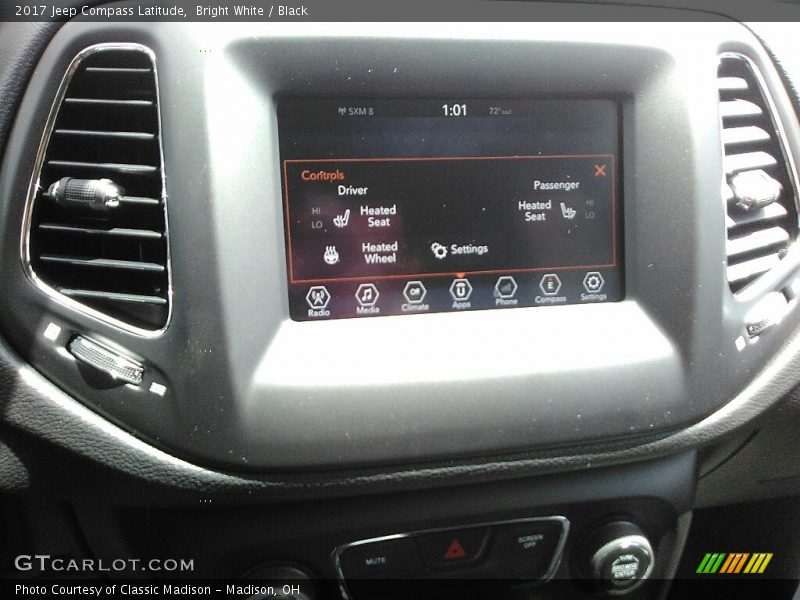 Bright White / Black 2017 Jeep Compass Latitude