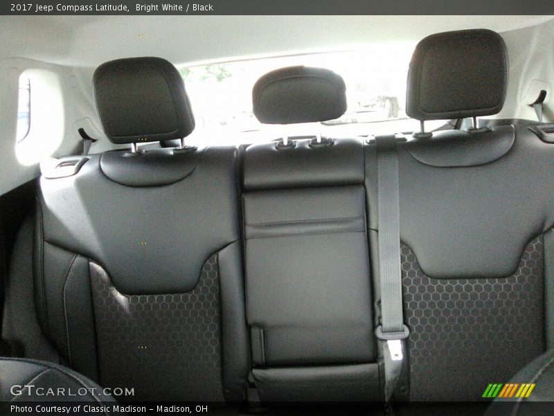 Bright White / Black 2017 Jeep Compass Latitude