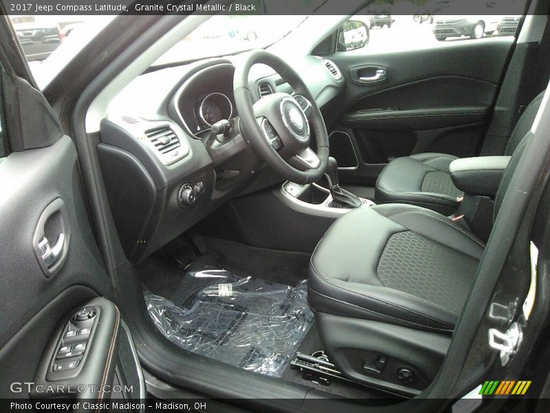 Granite Crystal Metallic / Black 2017 Jeep Compass Latitude