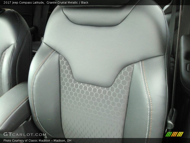 Granite Crystal Metallic / Black 2017 Jeep Compass Latitude