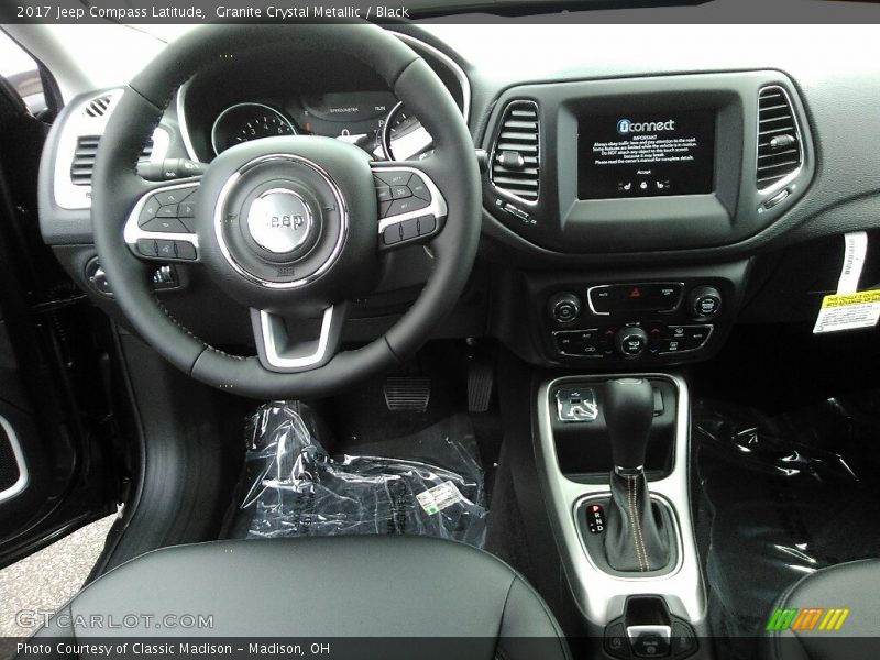 Granite Crystal Metallic / Black 2017 Jeep Compass Latitude