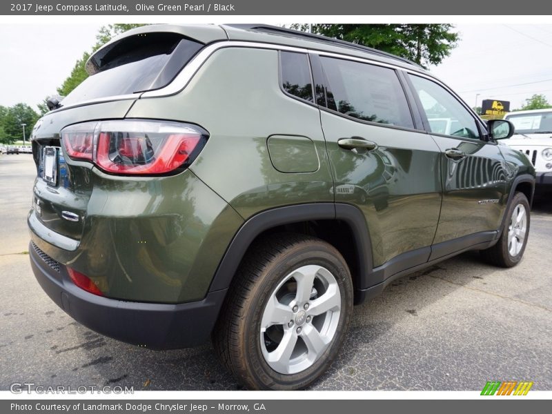 Olive Green Pearl / Black 2017 Jeep Compass Latitude