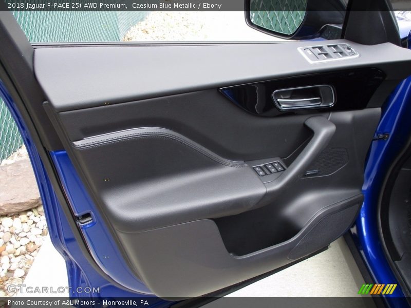 Caesium Blue Metallic / Ebony 2018 Jaguar F-PACE 25t AWD Premium