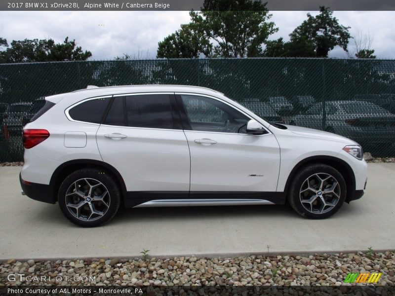 Alpine White / Canberra Beige 2017 BMW X1 xDrive28i