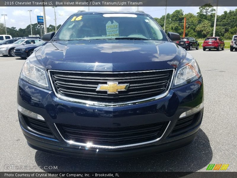 Blue Velvet Metallic / Dark Titanium/Light Titanium 2016 Chevrolet Traverse LS