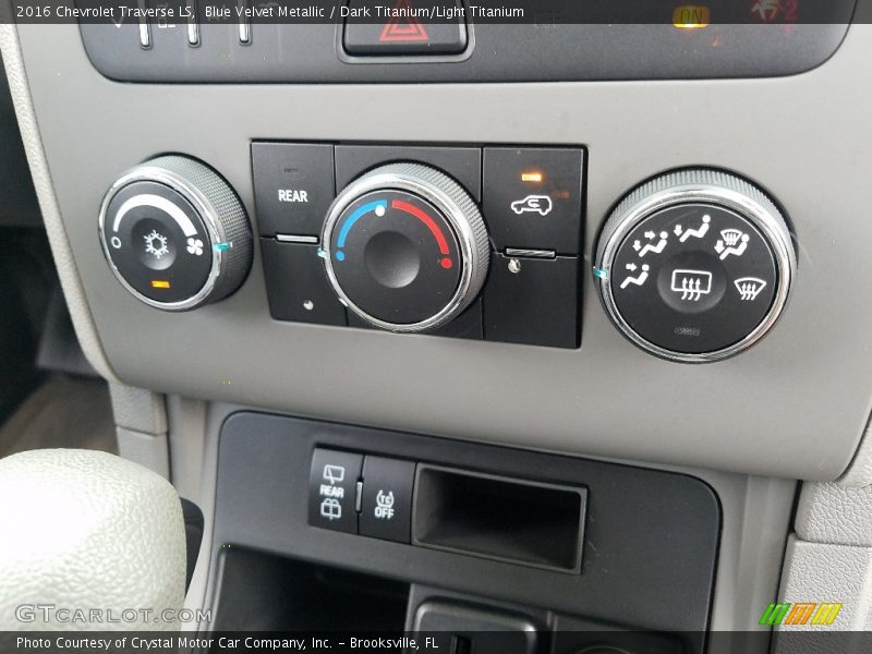 Blue Velvet Metallic / Dark Titanium/Light Titanium 2016 Chevrolet Traverse LS