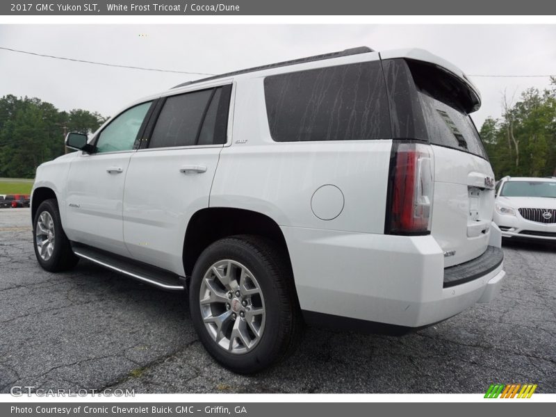 White Frost Tricoat / Cocoa/Dune 2017 GMC Yukon SLT