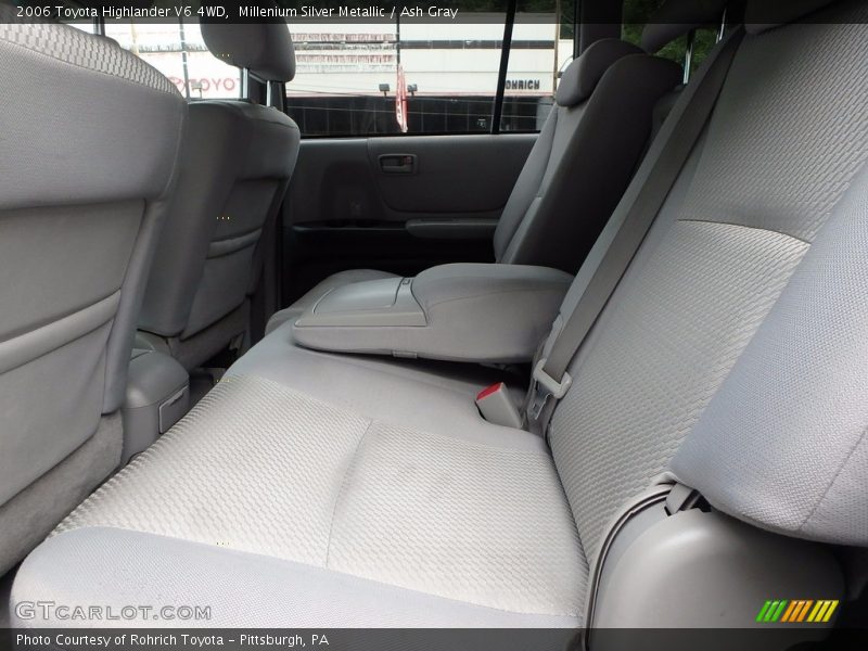 Millenium Silver Metallic / Ash Gray 2006 Toyota Highlander V6 4WD