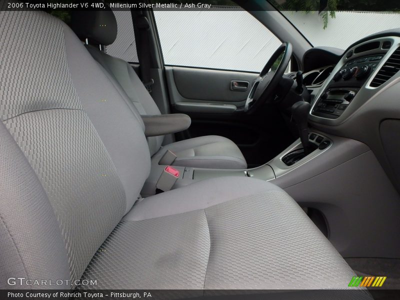 Millenium Silver Metallic / Ash Gray 2006 Toyota Highlander V6 4WD