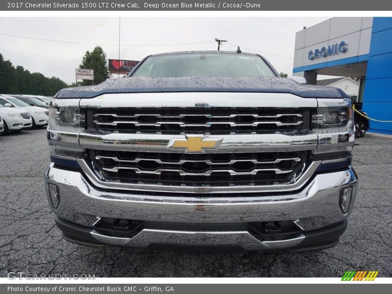 Deep Ocean Blue Metallic / Cocoa/­Dune 2017 Chevrolet Silverado 1500 LTZ Crew Cab