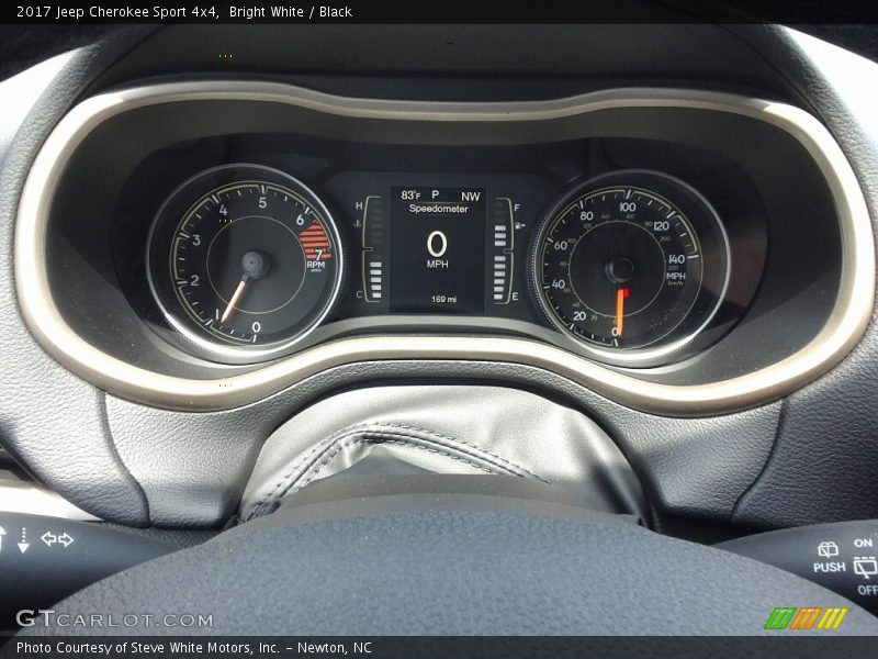 Bright White / Black 2017 Jeep Cherokee Sport 4x4