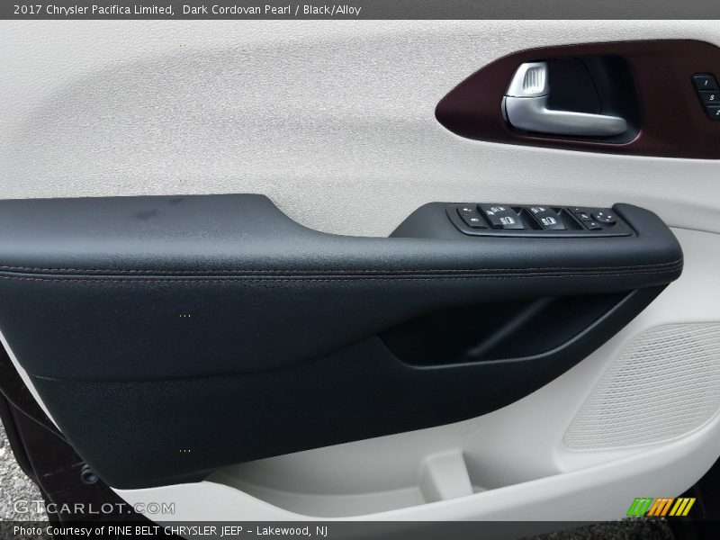 Dark Cordovan Pearl / Black/Alloy 2017 Chrysler Pacifica Limited