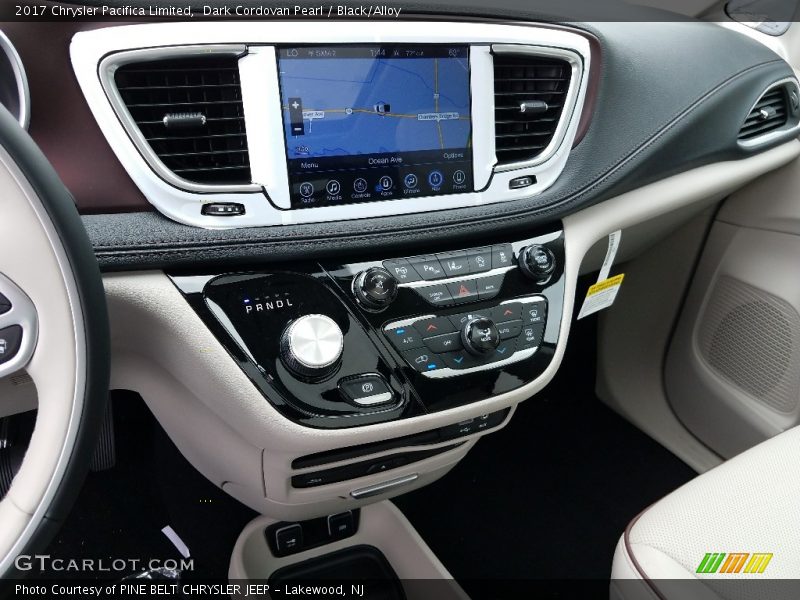 Dark Cordovan Pearl / Black/Alloy 2017 Chrysler Pacifica Limited