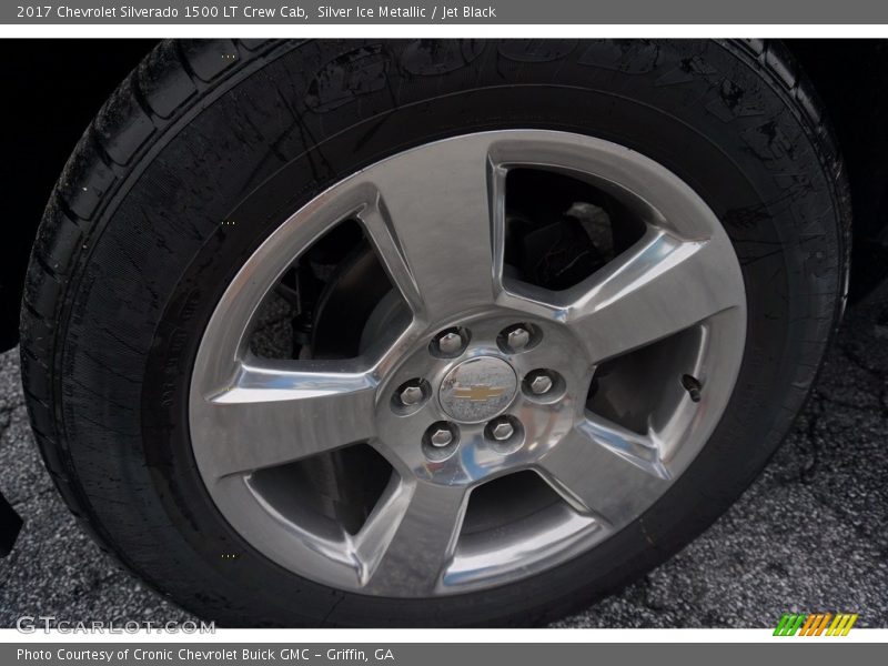 Silver Ice Metallic / Jet Black 2017 Chevrolet Silverado 1500 LT Crew Cab