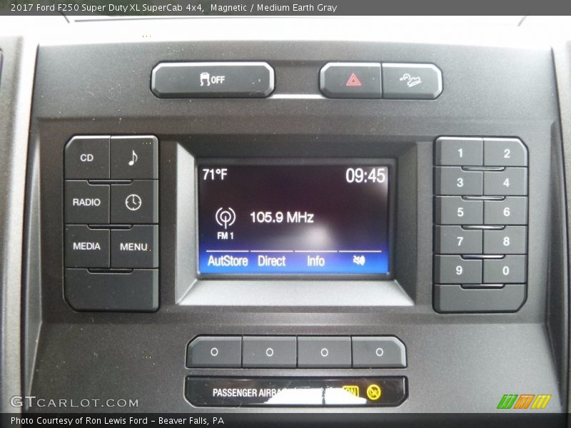 Magnetic / Medium Earth Gray 2017 Ford F250 Super Duty XL SuperCab 4x4