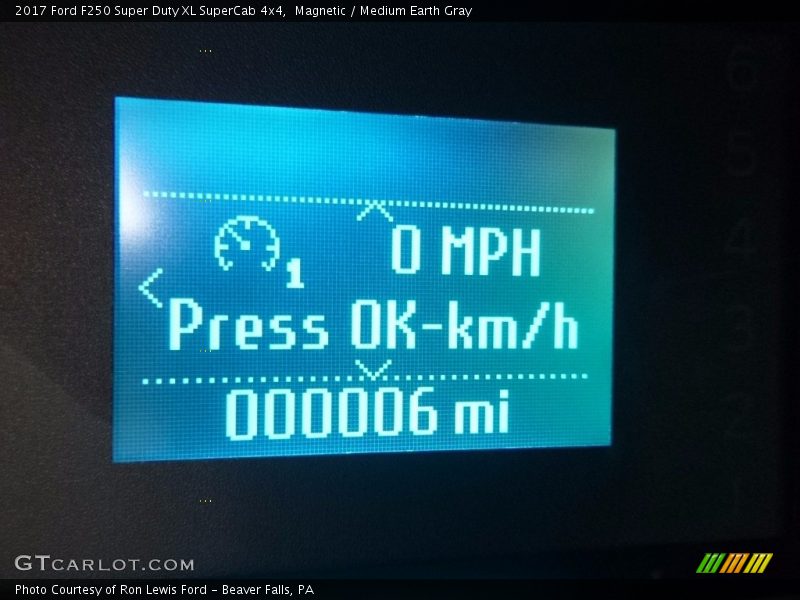 Magnetic / Medium Earth Gray 2017 Ford F250 Super Duty XL SuperCab 4x4