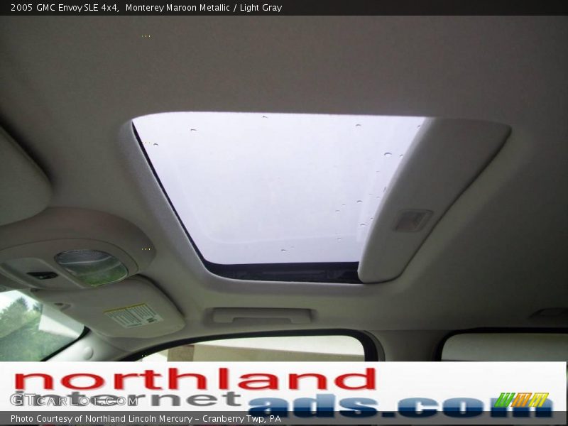 Monterey Maroon Metallic / Light Gray 2005 GMC Envoy SLE 4x4