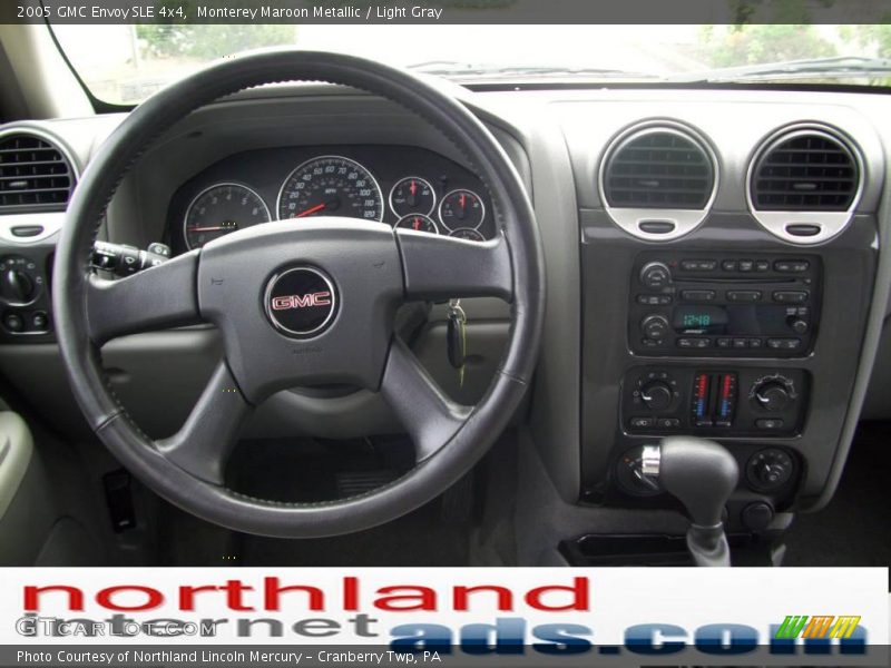 Monterey Maroon Metallic / Light Gray 2005 GMC Envoy SLE 4x4