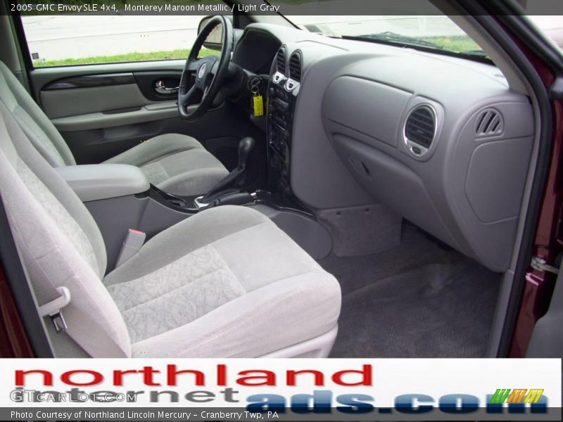 Monterey Maroon Metallic / Light Gray 2005 GMC Envoy SLE 4x4