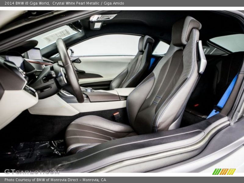 Crystal White Pearl Metallic / Giga Amido 2014 BMW i8 Giga World