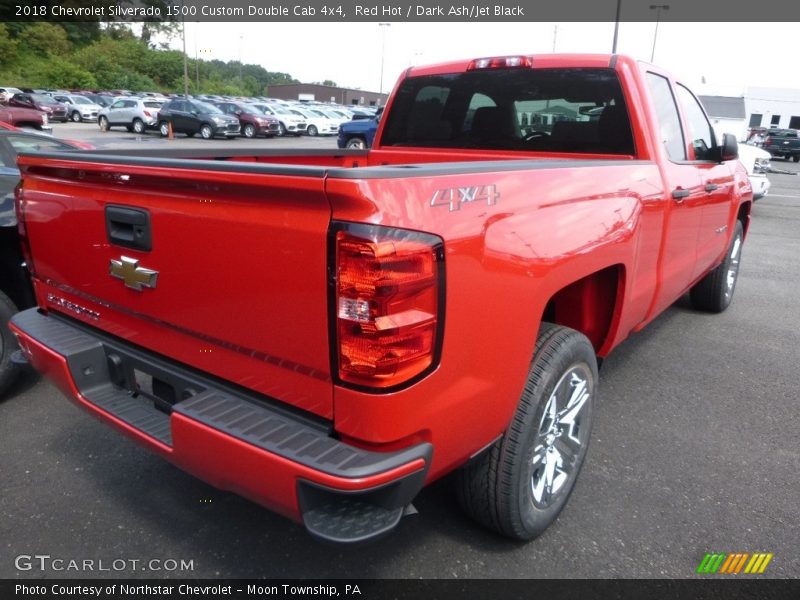 Red Hot / Dark Ash/Jet Black 2018 Chevrolet Silverado 1500 Custom Double Cab 4x4
