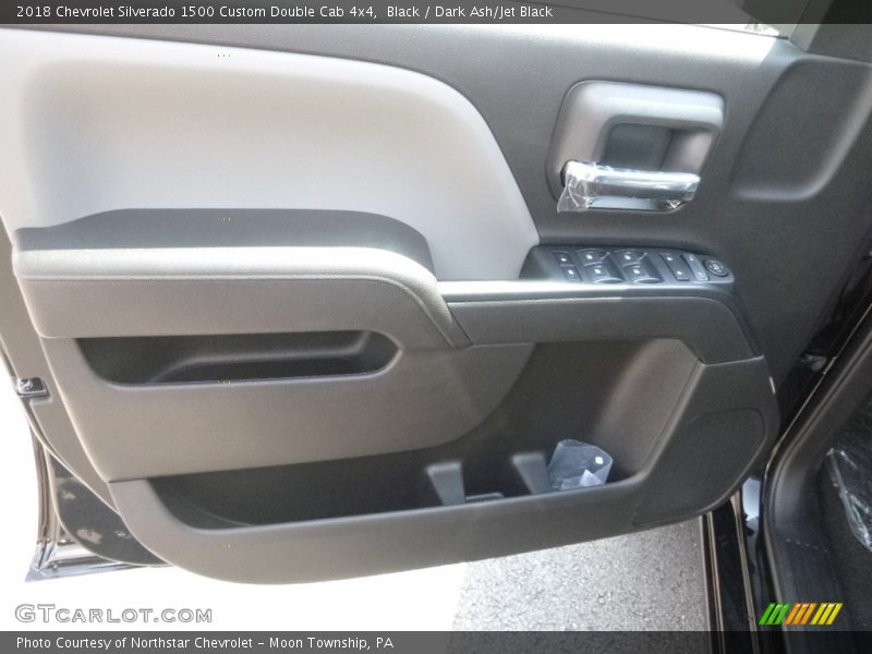 Black / Dark Ash/Jet Black 2018 Chevrolet Silverado 1500 Custom Double Cab 4x4