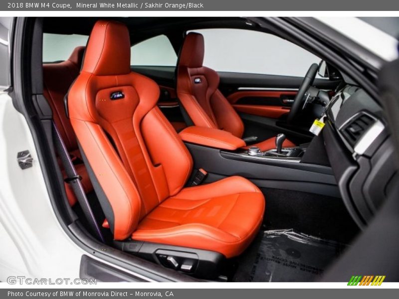 Mineral White Metallic / Sakhir Orange/Black 2018 BMW M4 Coupe