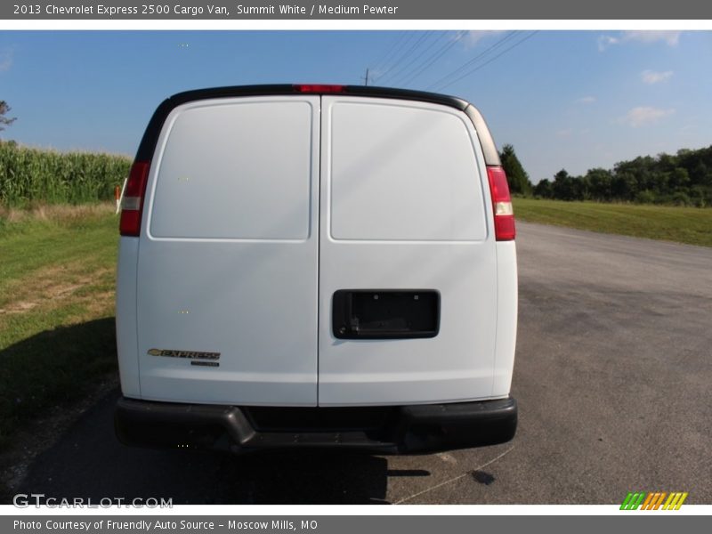 Summit White / Medium Pewter 2013 Chevrolet Express 2500 Cargo Van