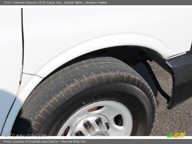 Summit White / Medium Pewter 2013 Chevrolet Express 2500 Cargo Van