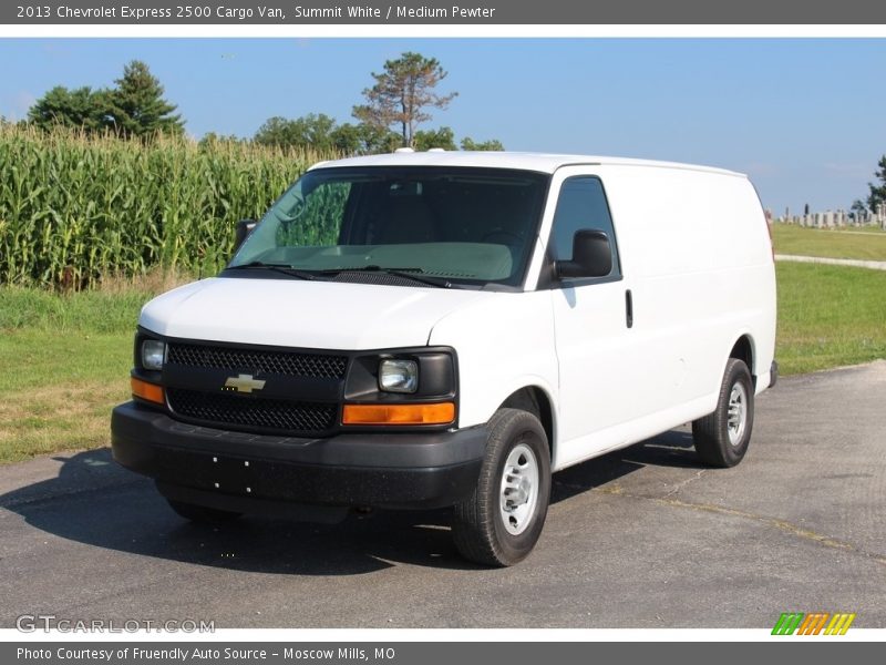 Front 3/4 View of 2013 Express 2500 Cargo Van