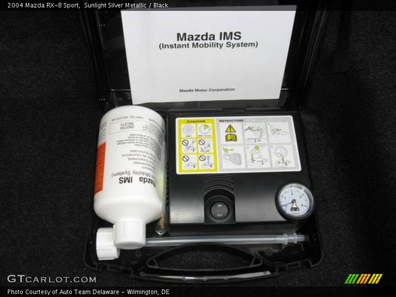 Sunlight Silver Metallic / Black 2004 Mazda RX-8 Sport