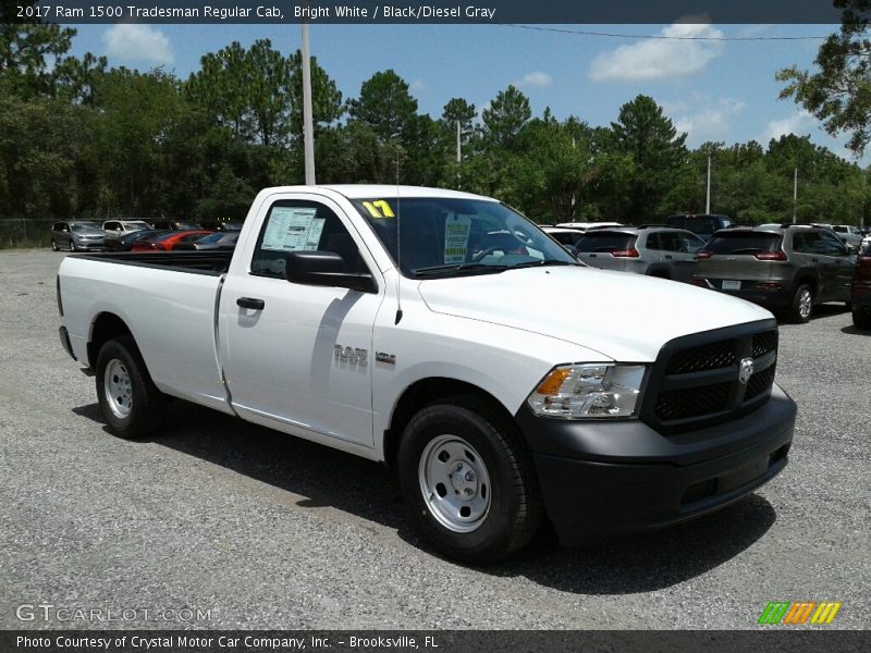 Front 3/4 View of 2017 1500 Tradesman Regular Cab