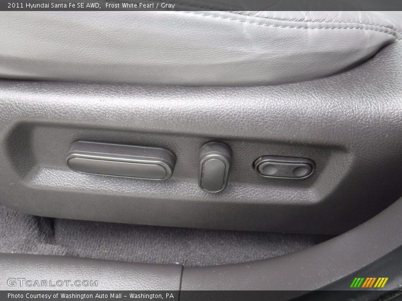 Frost White Pearl / Gray 2011 Hyundai Santa Fe SE AWD