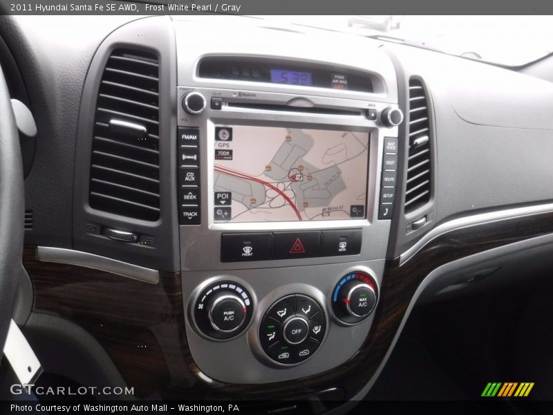 Frost White Pearl / Gray 2011 Hyundai Santa Fe SE AWD