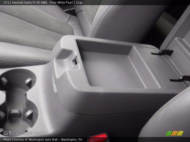 Frost White Pearl / Gray 2011 Hyundai Santa Fe SE AWD