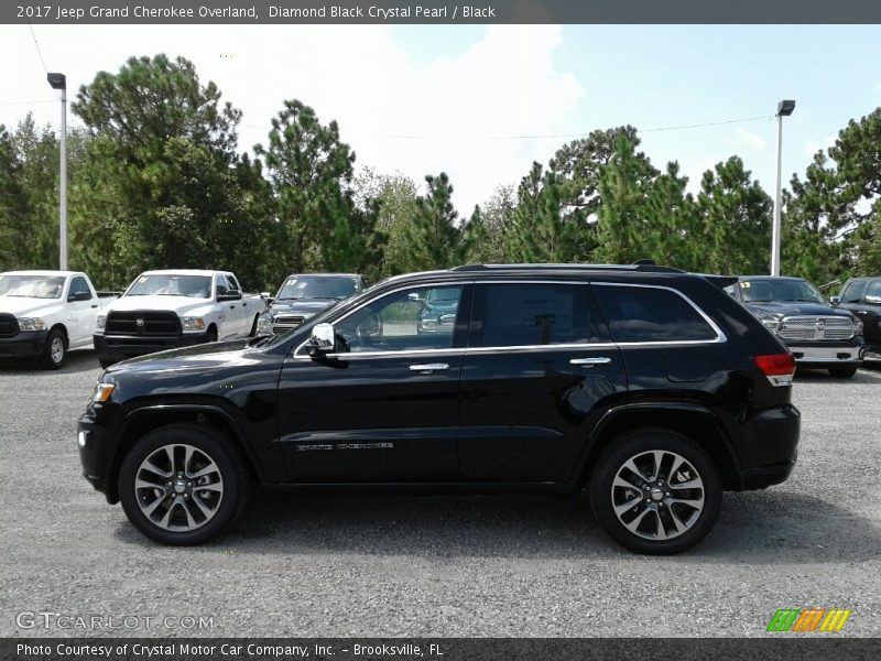 Diamond Black Crystal Pearl / Black 2017 Jeep Grand Cherokee Overland