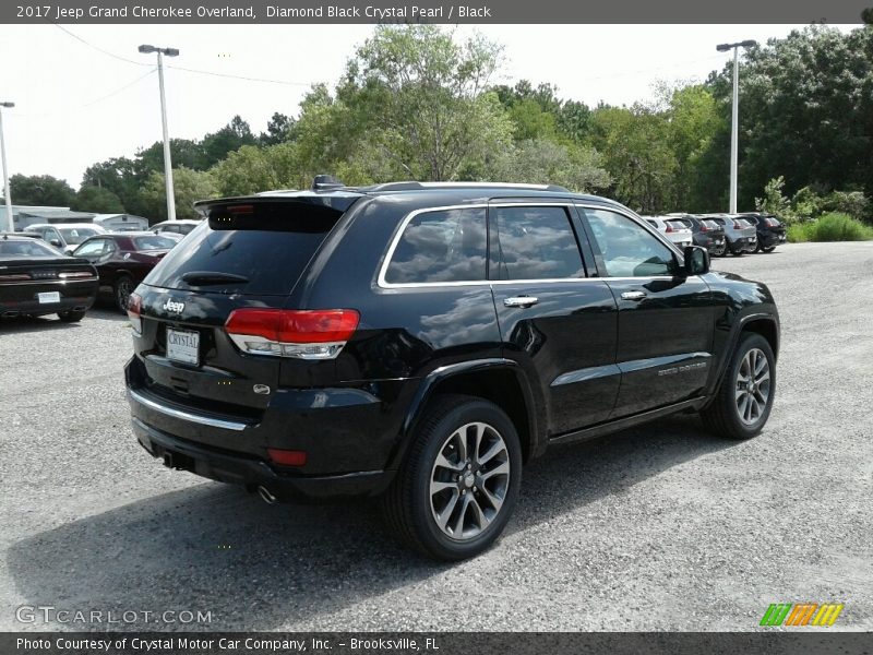 Diamond Black Crystal Pearl / Black 2017 Jeep Grand Cherokee Overland