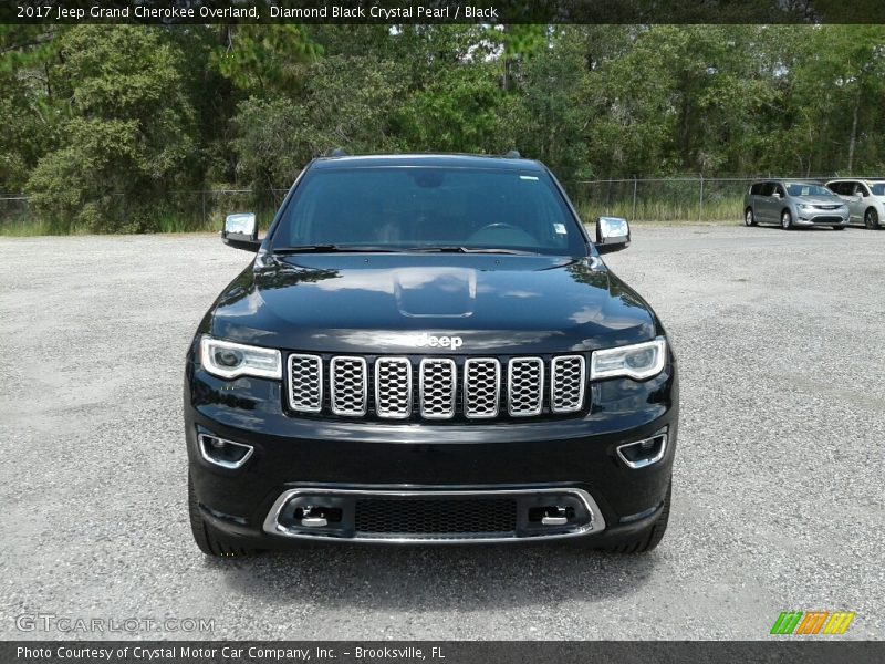 Diamond Black Crystal Pearl / Black 2017 Jeep Grand Cherokee Overland