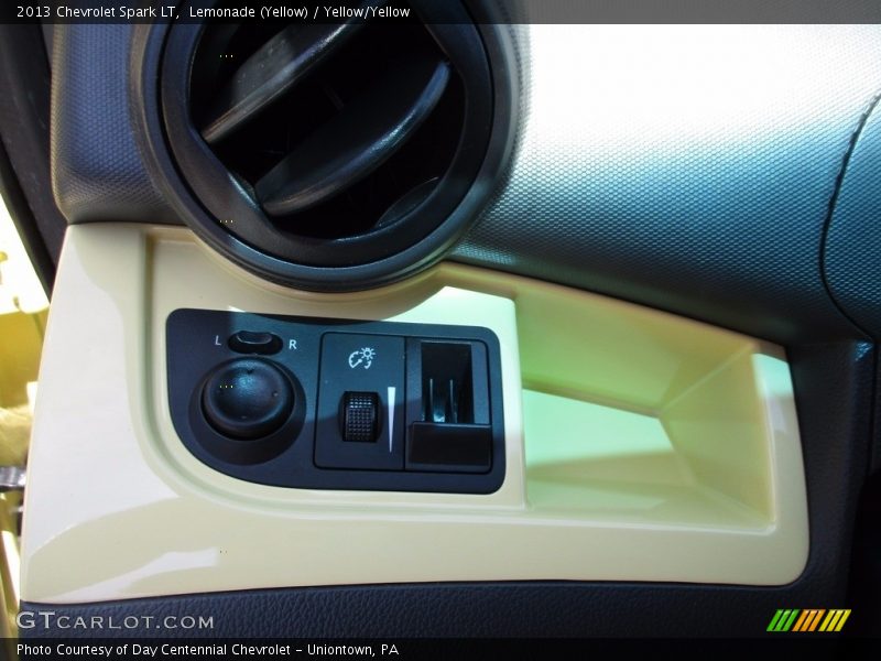 Lemonade (Yellow) / Yellow/Yellow 2013 Chevrolet Spark LT